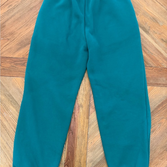 Comfrt Signature Sweatpants in TEAL.  Size Large - Picture 6 of 8